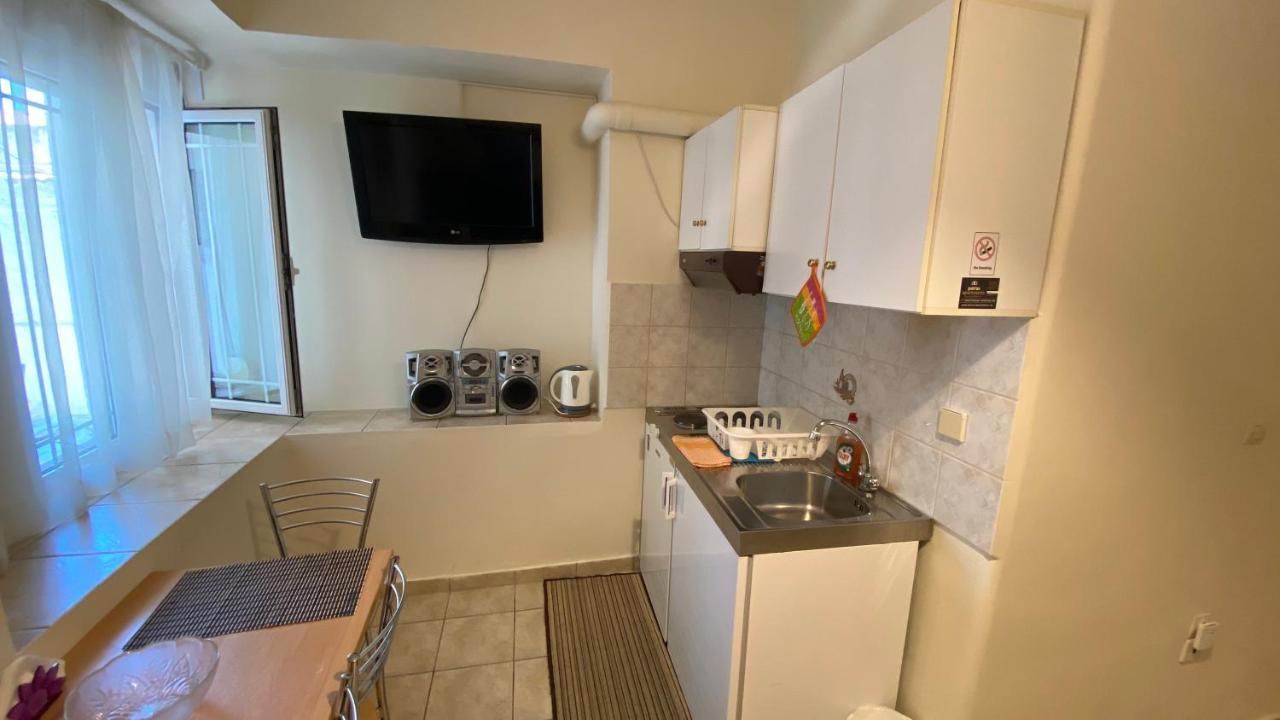 Patras Port Apartment Екстер'єр фото