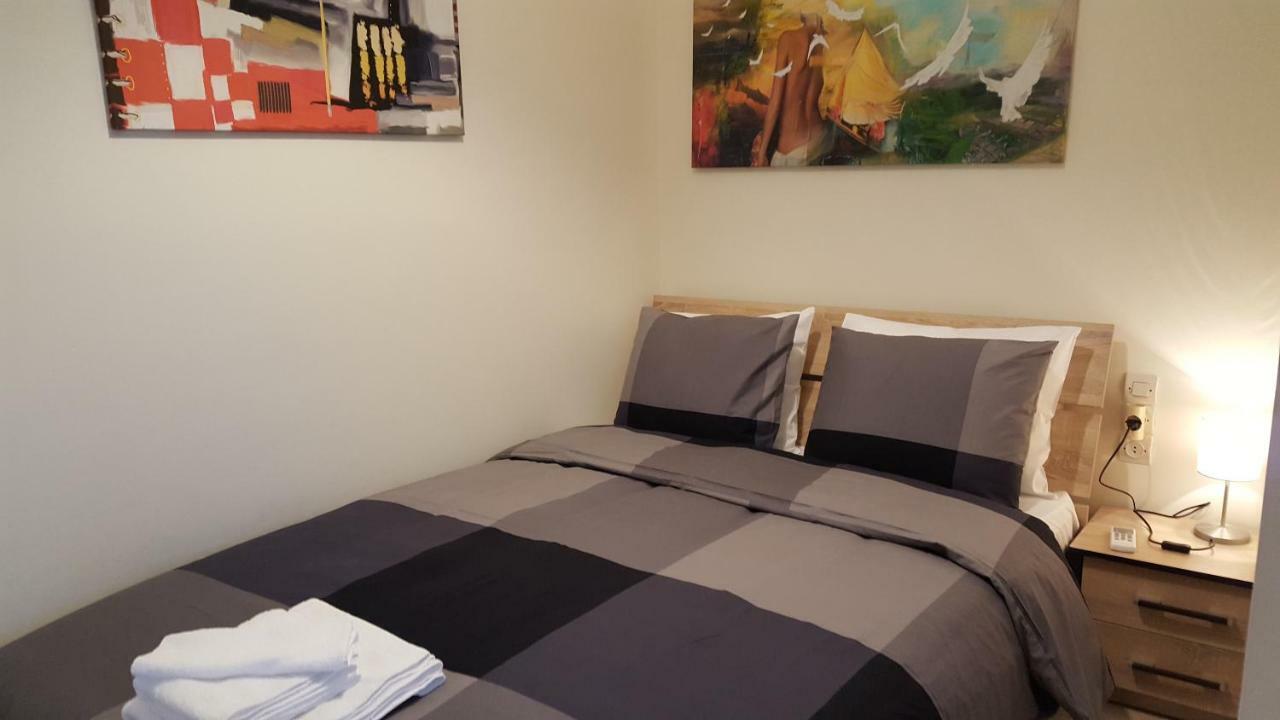 Patras Port Apartment Екстер'єр фото